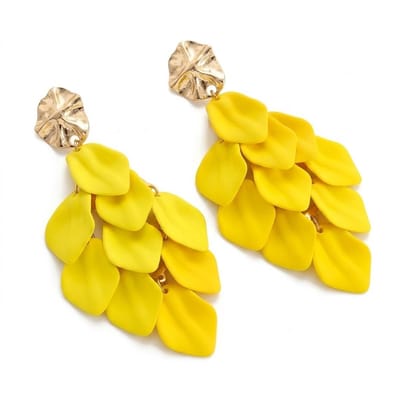 Gele oorclips dames bloemblaadjes hanger clip on oorbellen zonder gaatjes boho oorclips met franjes bladeren design statement oorbellen geel goudkleurig