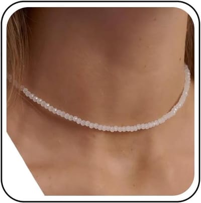 Korte Choker Ketting met Witte Kristallen en Parels - Elegante Sieraad voor Vrouwen, Perfect voor Feestjes en Dagelijks Gebruik