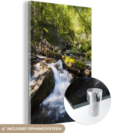 ® Glasschilderij 120x180 cm - Schilderij acrylglas - Watervalletje in het Nationaal park Aigüestortes i Estany de Sant Maurici in Spanje - Foto op glas - Muurdecoratie woonkamer - Wanddecoratie slaapkamer - Schilderijen