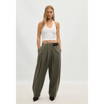 Stradivarius Pantalon met plooien en riem  Kaki 34