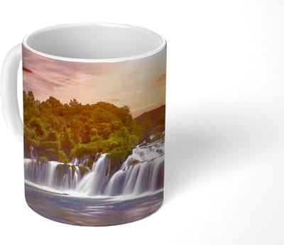 Mok - Koffiemok - Waterval - Landschap - Zon - Wolken - Zonsondergang - Mokken - 350 ML - Beker - Koffiemokken - Theemok