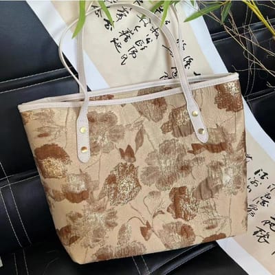 Grote Tas Dames Nieuw Zomerontwerp Veelzijdige Schoudertas Stoffen Tas College Student Commuter Draagtas Dames white