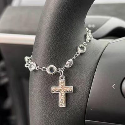 1 pièce Noeud Strass Brillant Forme Cœur Chaîne Argentée Décor Volant Voiture Pour Femmes