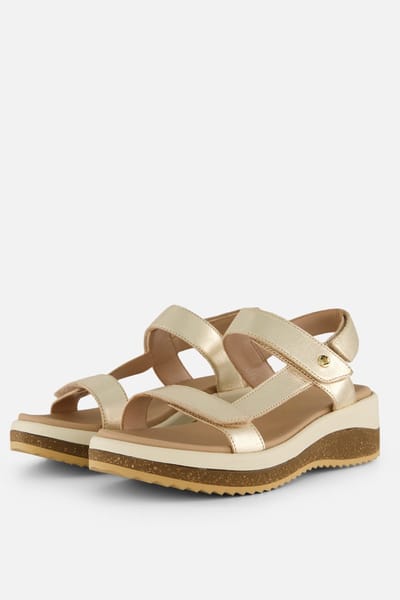 Panama Jack Panama Jack Alana Shine Sandalen goud Leer