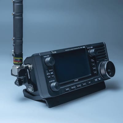 Compacte Quick Release Antenneondersteuning voor Draagbare Transceivers