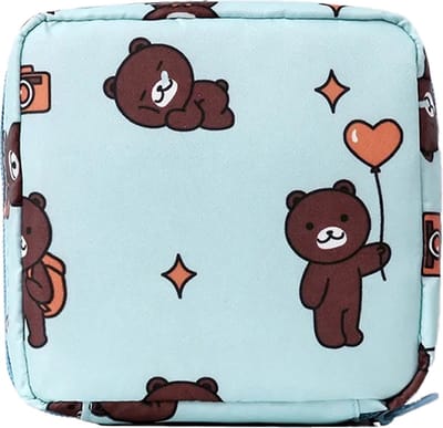 Consumerce® Kleine Luier en inlegkruisjes etui – Berenprint – Luiertas – maandverbandtasje - maandverband - Luier Rugzak – Luiertassen – Luiers – Luieremmer - Luieretuis - Inlegkruisjes etui - Opbergtasje - Etui - Tasje - Inlegkruisjes - Tampons -