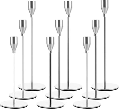 Set van 9 Zilveren Metalen Kandelaars voor Smalle Kaarsen - Elegant Tafeldecoratie