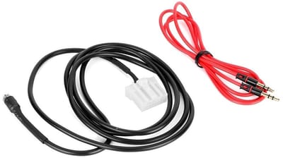 Dailygoody - Auto AUX-adapterkabel - 3,5 mm aansluiting - Handig in gebruik - 150 mm lengte - Geschikt voor Mazda 3 6 - Audioverbinding voor auto