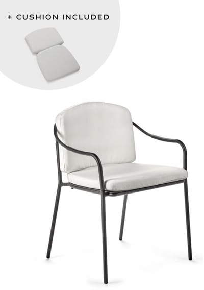 Serax Piet Boon Stoel met armleuning Outdoor Zwart Patio (incl. kussen)