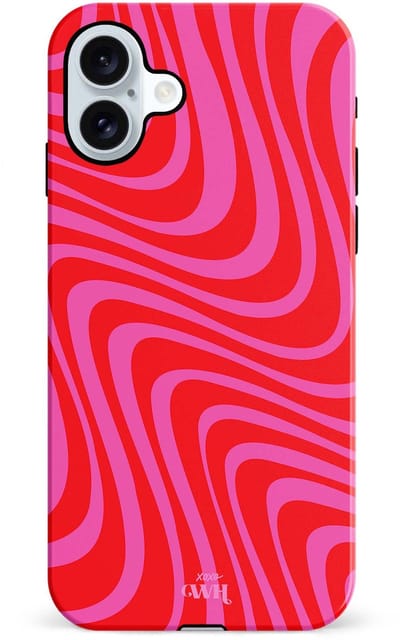 xoxo Wildhearts Berry Much - Double Layer - Hoesje geschikt voor iPhone 17 case - Siliconen hoesje met golvenprint - Golven - Hardcover - Beschermhoes - Optimale bescherming - Dubbele beschermlaag - Rood - Roze