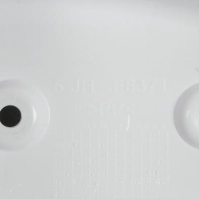 Pad protection avant pour scooter MBK 50 Stunt 5JH-F8371 5JH-F8371-30 Blanc
