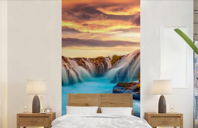 Behang - Fotobehang Waterval - Landschap - Wolken - Natuur - Breedte 120 cm x hoogte 240 cm
