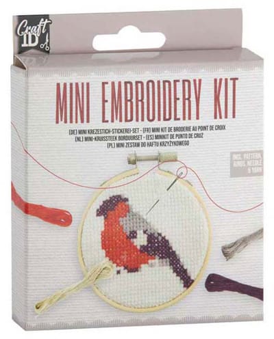 Creative Craft Group Mini embroidery kit 12.5*10cm Bird.