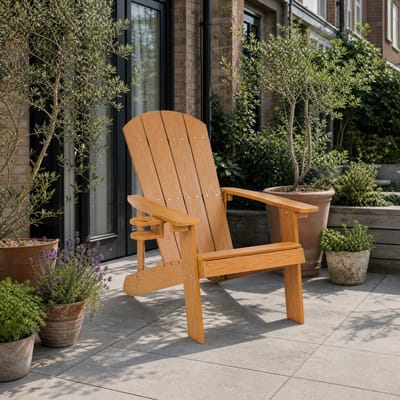 Adirondack tuinstoel met bekerhouder - teaklook HIPS kunststof houtlook loungestoel en terrasstoel voor tuin, veranda, balkon en patio, weerbestendig en onderhoudsarm, met brede armleuningen, relaxte zit en outdoor living, 73,5 x 91 x 90,5 cm