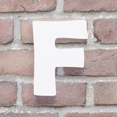 Huisnummer Berlin F wit - Huisnummerbord - 10 cm - Blinde bevestiging