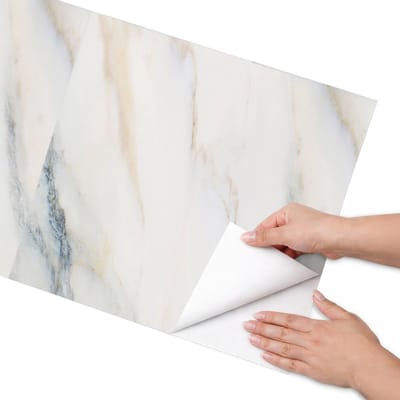 Coloray Meubel Wrap Folie - Romig Meubelfolie - 50x100 cm - Wrapfolie Keuken Licht marmer - Decoratiefolie - Klassiek Meubelfolie - Meubel Wrap Folie - Woonkamer decoratie - Texturen