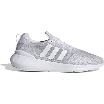Baskets adidas Swift Run 22
