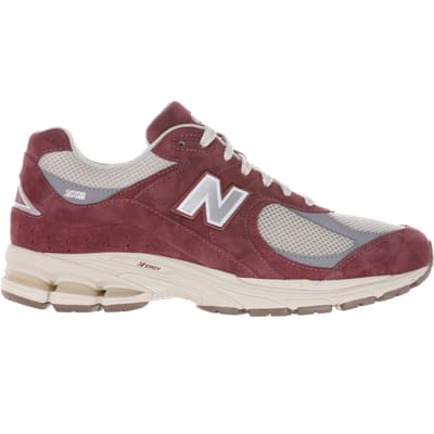 New Balance Unisex 2002r Washed Burgundy Taglia: 41.5 | Sneakers Outlet | Unisex | Marrone