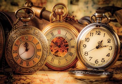 Fotobehang Vintage Pocket Watch | XXXL - 416cm x 254cm | 130g/m2 Vlies
