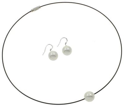 Mother of pearl parel set Wire Shinny Ball White - parelketting + parel oorbellen - wit - luxe sieraden zakje - parelketting dames - parel oorbellen dames - parel set dames - witte parelketting - witte parel oorbellen