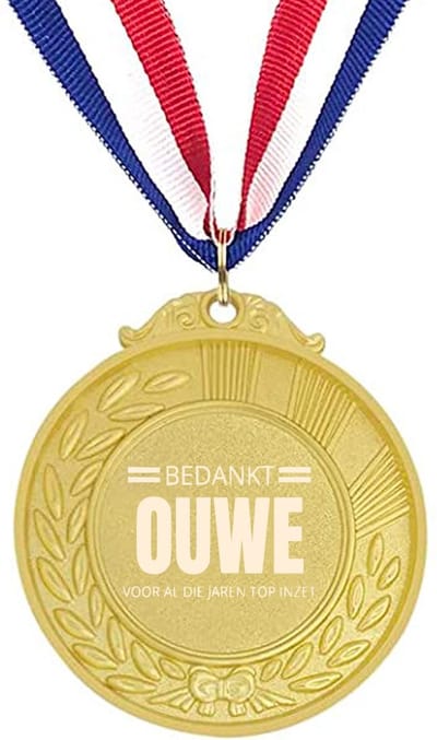 Akyol - bedankt ouwe voor al die jaren top inzet medaille goudkleuring - Familie - senioren ouderen - cadeau