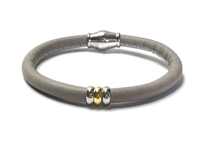 NIEUW! Jolla - dames armband zilver - leer - magneetsluiting - bedels - tweekleurig - Single Ladies - Stone Grey