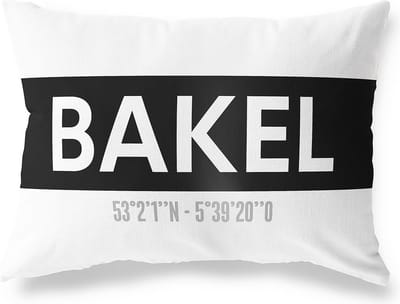 Tuinkussen BAKEL - NOORD-BRABANT met coördinaten - Buitenkussen - Bootkussen - Weerbestendig - Jouw Plaats - Studio216 - Modern - Zwart-Wit - 50x30cm