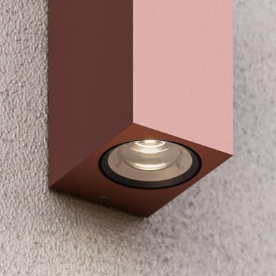 Lucande Buitenwandlamp Tavi, roestbruin, aluminium, omhoog/omlaag