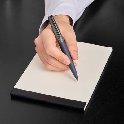 Pen Illusion Arcade