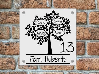 Naambordje voordeur | Huisnummerbord | Boom | 20x20cm | Opaalwit | RVS afstandhouders