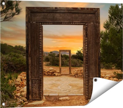 Gards Tuinposter Cale Llentia Deur Opening in Ibiza - 80x60 cm - Tuindoek - Tuindecoratie - Wanddecoratie buiten - Tuinschilderij