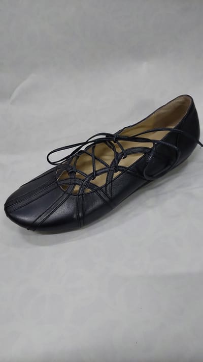 HELIOFORM 5606-10 / ballerina met veter / zwart / maat 38