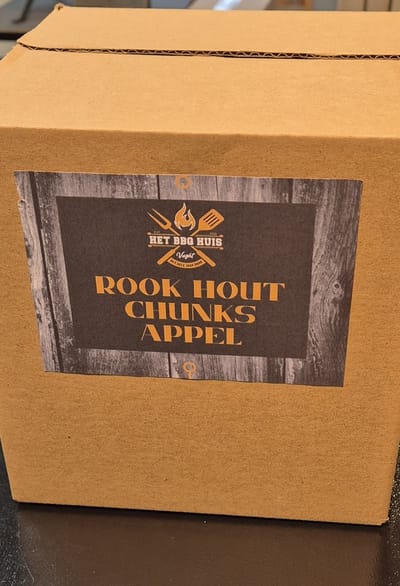 Het BBQ Huis Appel rook chunks 6,2L rook hout blokjes kamado barbecue rookhout, smoker, kamado, grill, barbecue, bbq, barbeque, rookhout, chuncks, blokken, rook, hout, appel,