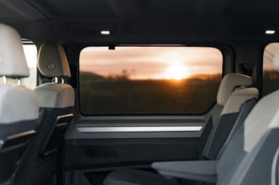 Zonneschermen geschikt voor Volkswagen Multivan T7 (ST) 2022-heden Car Shades - set