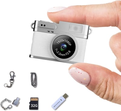 Digitale Camera - 1080P Mini Digitale Camera - Pocket Camera met 0.96" Scherm - Retro Filters - Inclusief 32GB Kaart - Draagbare Sleutelhanger Video Camera - Cadeau voor Kinderen & Volwassenen - wit
