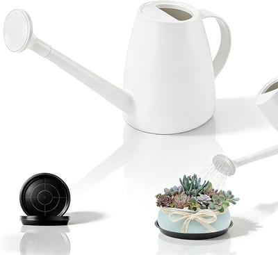 Kleine Gieter voor Binnenplanten van Plastic met Lange Tuit en 10 Zwarte Bloempot Ondervakken voor Succulenten en Potplanten - 1.8L Wit