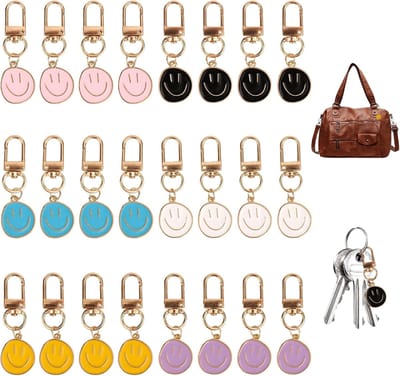 Set van 24 vrolijke sleutelhangers met smileygezichtjes - Individueel verpakt - Kleurrijk - Lichtgewicht en draagbaar - Perfect voor het versieren van tassen, sleutels en rugzakken, en ook een ideaal cadeau voor kinderen, vrienden en feestjes.