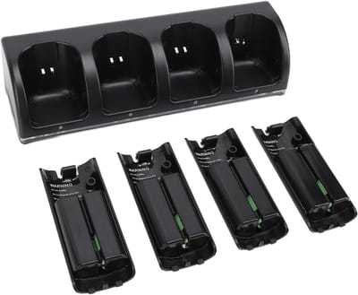 Oplaaddock - Batterijstation - Gaming Controllers - 4-in-1 Laden - 4x 2800mAh - Zwart