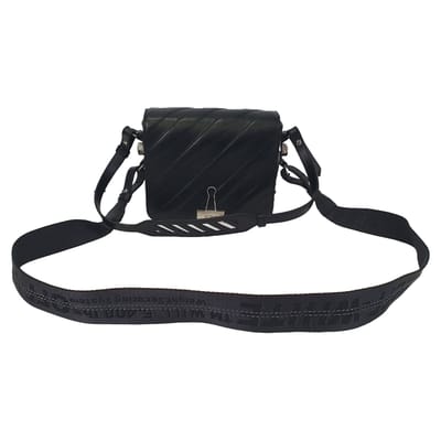 Off-White Diagonale Gevoerde Binder Met Flap Schoudertas in Zwart Leer