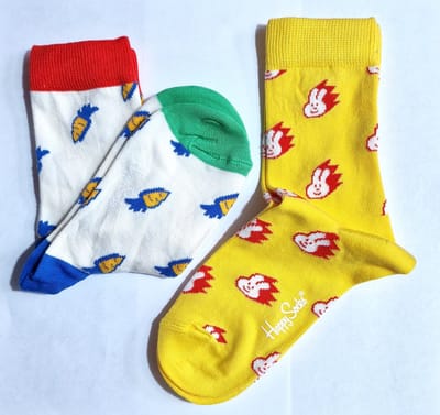 2 pack (2 paar) Happy socks voor kinderen van 7 tot 9 jaar, Haasje en wortel motief.