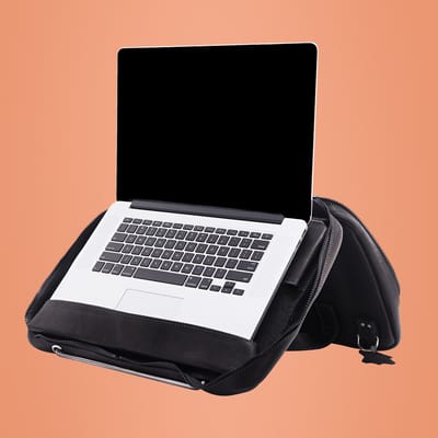 R-Go Tools R-Go Viva 15.6" Laptoptas, Full Grain Leather (LWG gecertificeerd), Geïntegreerde laptopstandaard, Met schouderband, Zwart