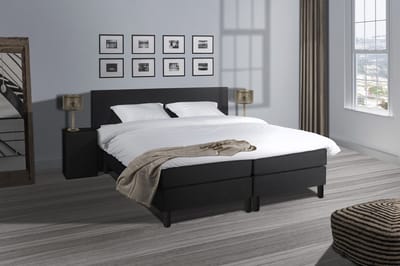 Anno 1588 Boxspring Model 1 - Pocketvering - Luxe Topper - Zwart - 180x200 - Inclusief dekbed + kussens