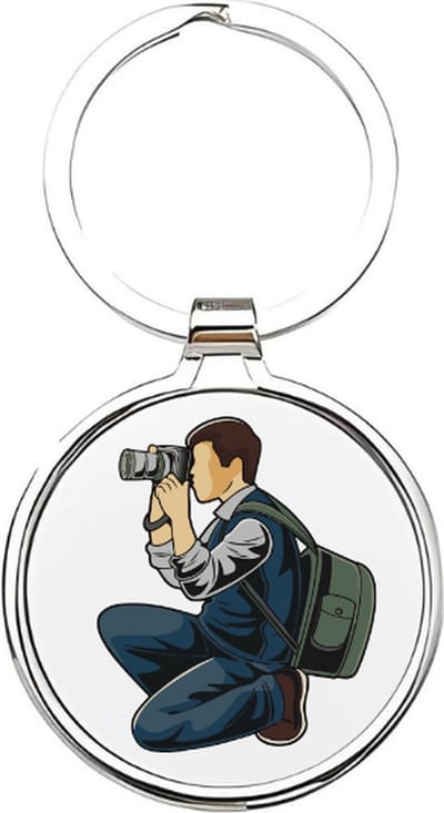 Akyol - Fotograaf Sleutelhanger - fotograaf - De beste fotograaf - Foto - fotonemer - momentopname - trouwfotograaf - cameraman - camera - fototoestel - dierenfotograaf - fotografie - portretfoto - plaatje - wegwerpcamera - 4 x 7,5 CM