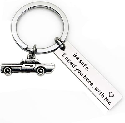 Fako Bijoux - Sleutelhanger Be Safe, I Need You Here With Me - Auto - Sleutelring Tekst - Cadeau - Geschenk - Zilverkleurig