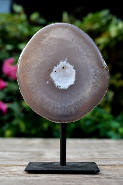 Edelsteen Agaat met Chalcedoon op Standaard # 9