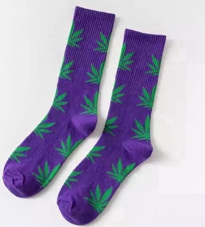 New Age Devi - Wietsokken - Cannabissokken - Wiet - Cannabis - paars-groen - Unisex sokken - Maat 36-45