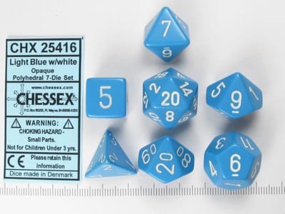 Chessex Opaque Lichtblauw wit Polydice Dobbelsteen Set 7 stuks.