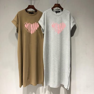 Nieuwste Katoenen T-shirt met Korte Mouwen Rok Dames Liefde Relaxte Pasvorm Dagelijks Grote Maat Vliegende Mouw Jurk Lange Jurk Hoge Kwaliteit XXL lichtgrijze kleur