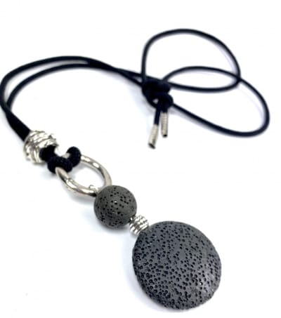 Ketting- Zilverkleur-zwart- lava- Gwen - Charme Bijoux