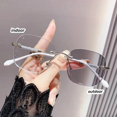 Dames Randloos Fotochemische Zonnebril Trendy Anti UV Kleurveranderend Presbyopie Bril voor Mannen Vrouwen Luxe Leesbril 2.5